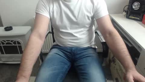 Snapshot of mike_master30 chatting on 01/10/25, 06:31 MikeMaster online show from 01/10/25, 06:31