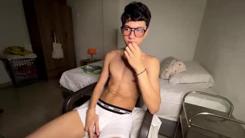 Mike Pineapple online show from 11/25/25, 03:50