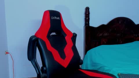 mike_shelby21 online show from 12/17/25, 02:06