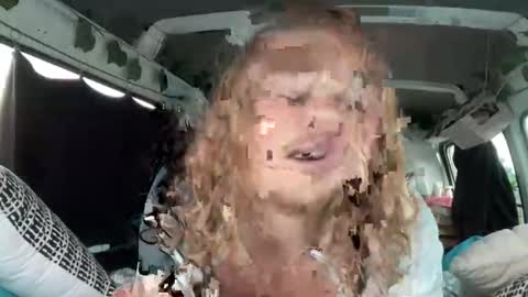 Snapshot of mike_sunn chatting on 09/26/25, 05:11 Mike online show from 09/26/25, 05:11