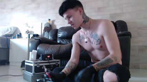 Hot Buns online show from 09/12/25, 01:55