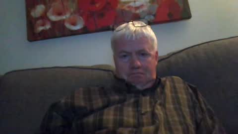 Snapshot of mikeb3200 chatting on 07/14/26, 03:22 mikeb3200 online show from 07/14/26, 03:22