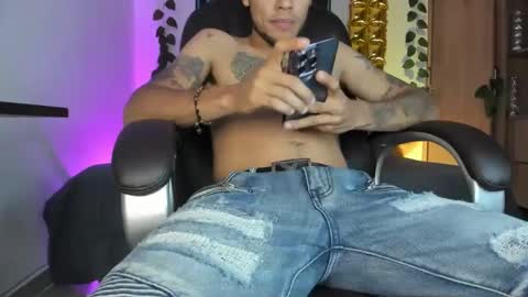 mikee_scooth online show from 12/04/24, 12:52