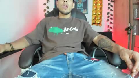 mikee_scooth online show from 12/24/24, 04:11