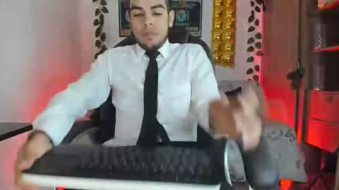 mikee_scooth online show from 01/11/25, 11:12