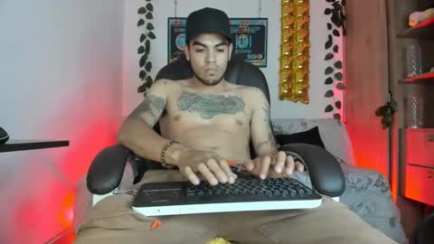 mikee_scooth online show from 01/12/25, 10:12