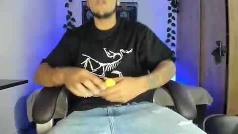 mikee_scooth online show from 03/07/25, 08:34