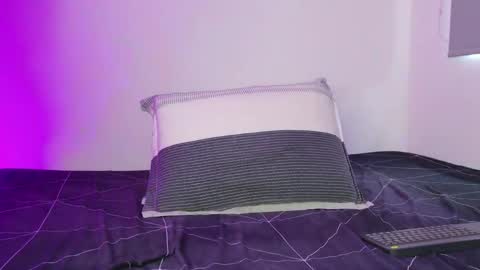 mikegaitan1 online show from 03/28/26, 01:54