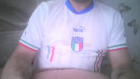 mikehockishuge9 online show from 11/30/25, 11:03