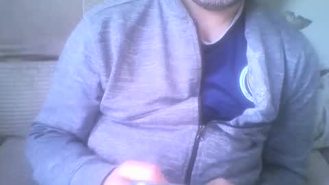 mikehockishuge9 online show from 01/18/26, 02:54