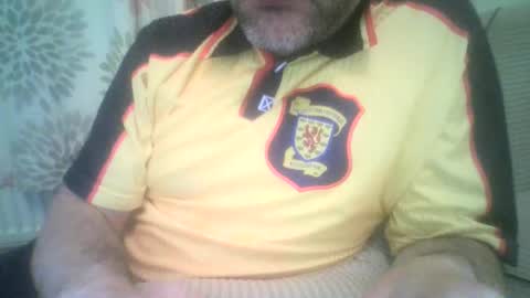 Snapshot of mikehockishuge9 chatting on 06/21/26, 11:07 mikehockishuge9 online show from 06/21/26, 11:07
