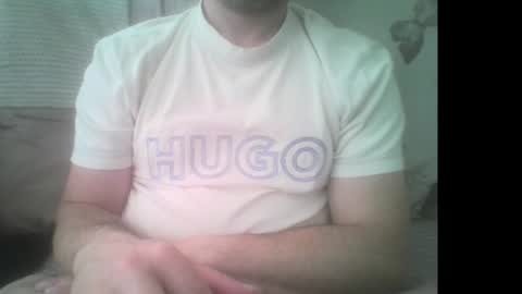 Snapshot of mikehockishuge9 chatting on 07/12/26, 12:18 mikehockishuge9 online show from 07/12/26, 12:18