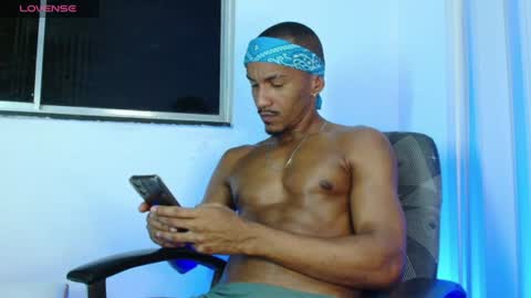         Mike Jay online show from 06/10/26, 03:39