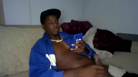 Snapshot of mikejones1415 chatting on 10/13/25, 11:49 mike jones online show from 10/13/25, 11:49