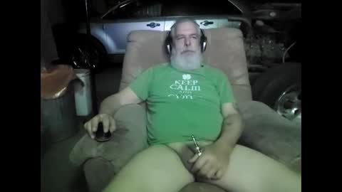 mike online show from 04/17/26, 04:04