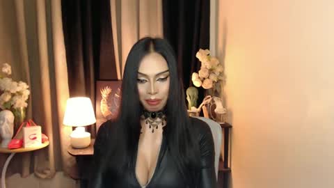 Mistress MikeyAlawi online show from 02/10/25, 09:25