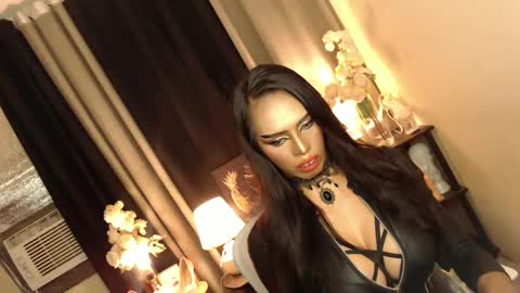 Mistress MikeyAlawi online show from 03/08/25, 07:05