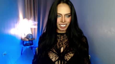 Mistress MikeyAlawi online show from 02/11/26, 02:44