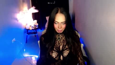 Mistress MikeyAlawi online show from 03/03/26, 01:23