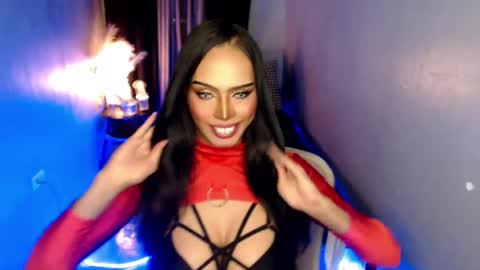 Snapshot of mikeyalawi03 chatting on 06/01/26, 06:15 Mistress MikeyAlawi online show from 06/01/26, 06:15