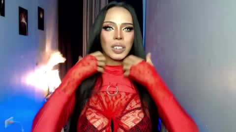 Mistress MikeyAlawi online show from 07/24/26, 12:41