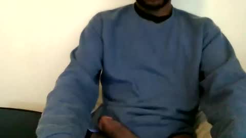 Snapshot of mikeybear562 chatting on 02/08/25, 12:28 mikeybear562 online show from 02/08/25, 12:28