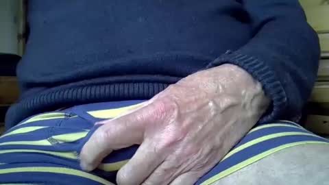 mikeybed online show from 12/18/24, 12:18