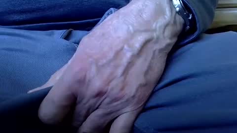 mikeybed online show from 03/04/25, 02:53