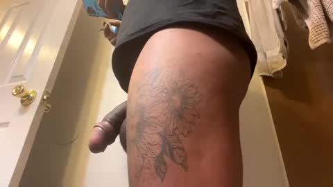 Snapshot of mikeyblunt chatting on 01/04/25, 07:13 mikeyblunt online show from 01/04/25, 07:13