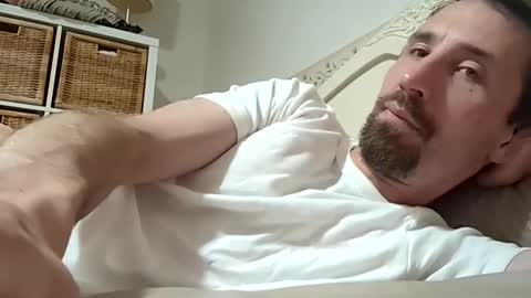 Snapshot of mikeyboy6666 chatting on 12/22/24, 10:28 Mikey Boy online show from 12/22/24, 10:28