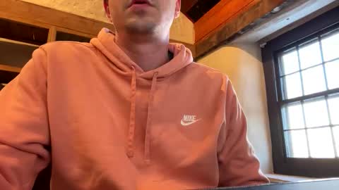 Snapshot of mikeydubs10 chatting on 02/13/26, 08:27 mikeydubs10 online show from 02/13/26, 08:27