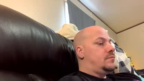 mikeylikesit2222 online show from 12/25/24, 08:50