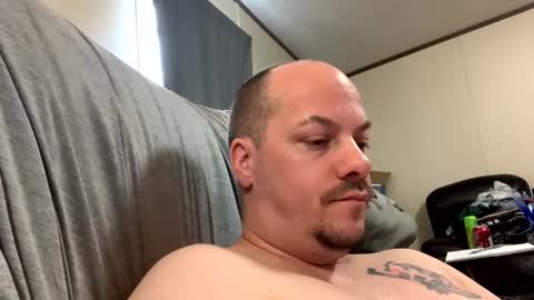 mikeylikesit2222 online show from 02/08/25, 07:38