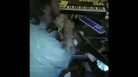 Mikey online show from 12/01/24, 11:14