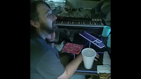 Mikey online show from 12/04/24, 04:21