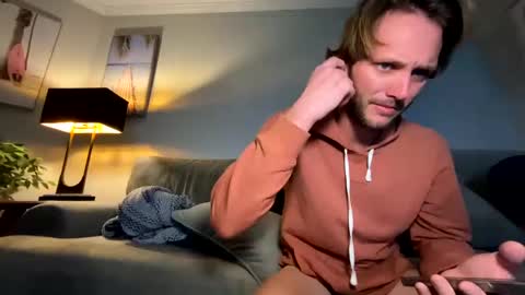 mikeywhite123 online show from 01/21/25, 07:58