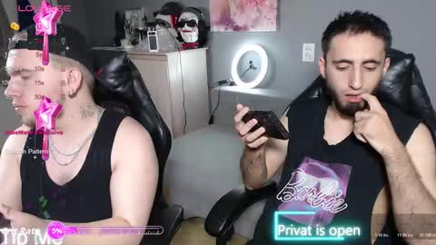 MIKI ENN ALEKS online show from 10/18/25, 11:00