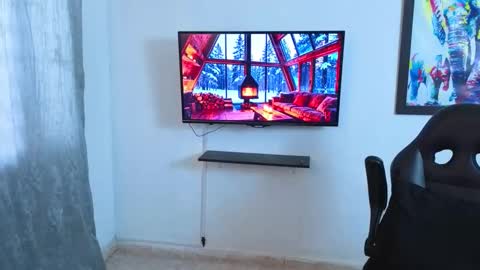 MIKKE online show from 12/05/25, 02:14