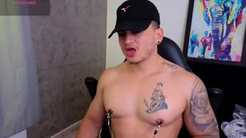 Snapshot of mikke_love chatting on 06/24/26, 02:49 MIKKE online show from 06/24/26, 02:49