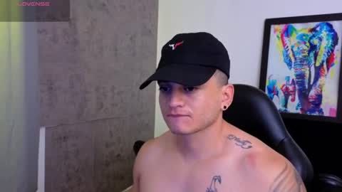 Snapshot of mikke_love chatting on 07/16/26, 03:40 MIKKE online show from 07/16/26, 03:40