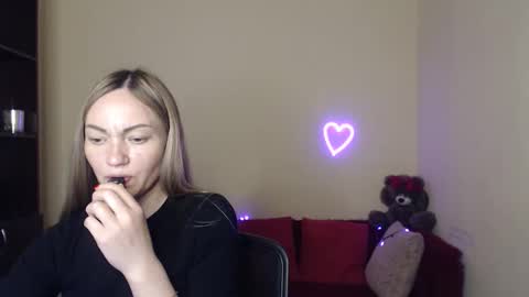 Adalina online show from 05/17/26, 11:28