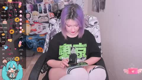Snapshot of miku_bunny chatting on 12/05/24, 03:39 Miku online show from 12/05/24, 03:39
