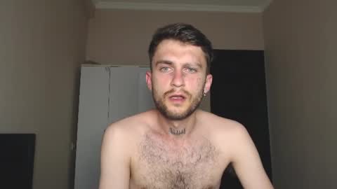 Snapshot of mikw63 chatting on 06/18/26, 03:16 Sin online show from 06/18/26, 03:16