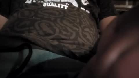 Snapshot of miky17cm chatting on 12/19/25, 05:14 miky17cm online show from 12/19/25, 05:14