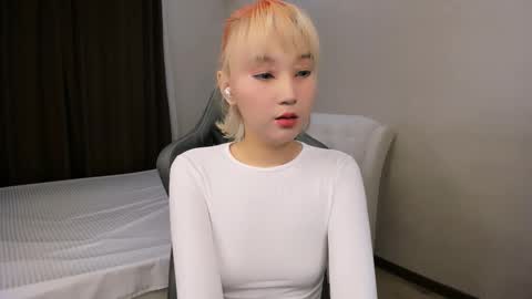 mil_waves online show from 12/03/25, 12:58