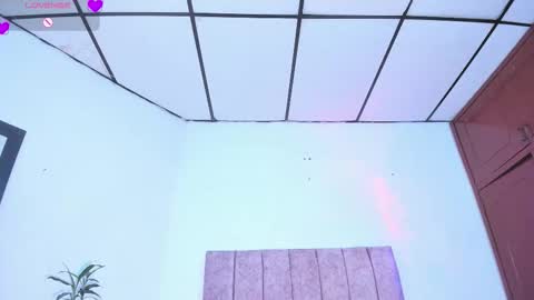 mila_1wood online show from 03/13/26, 02:29