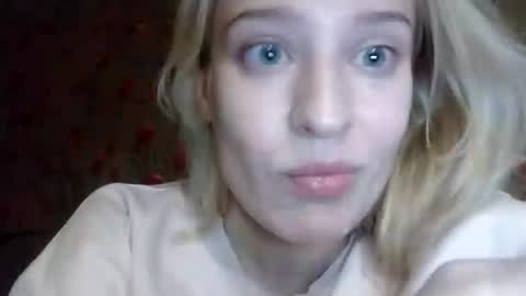 Mila 420 online show from 11/06/25, 06:53