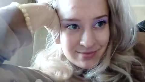 Snapshot of mila_420 chatting on 05/21/26, 05:36 Mila 420 online show from 05/21/26, 05:36
