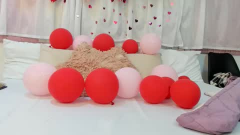 mila_adamss online show from 02/16/26, 10:11