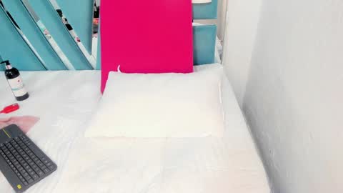 Camila online show from 01/14/25, 10:12